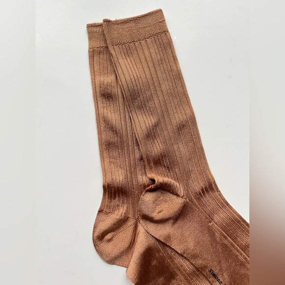 Simone Rocha Copper Ribbed Socks - Picture 4 of 5